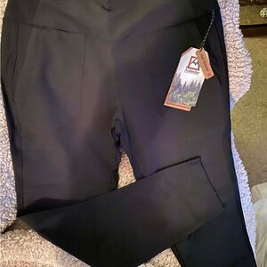 Avalanche Black Performance Leggings